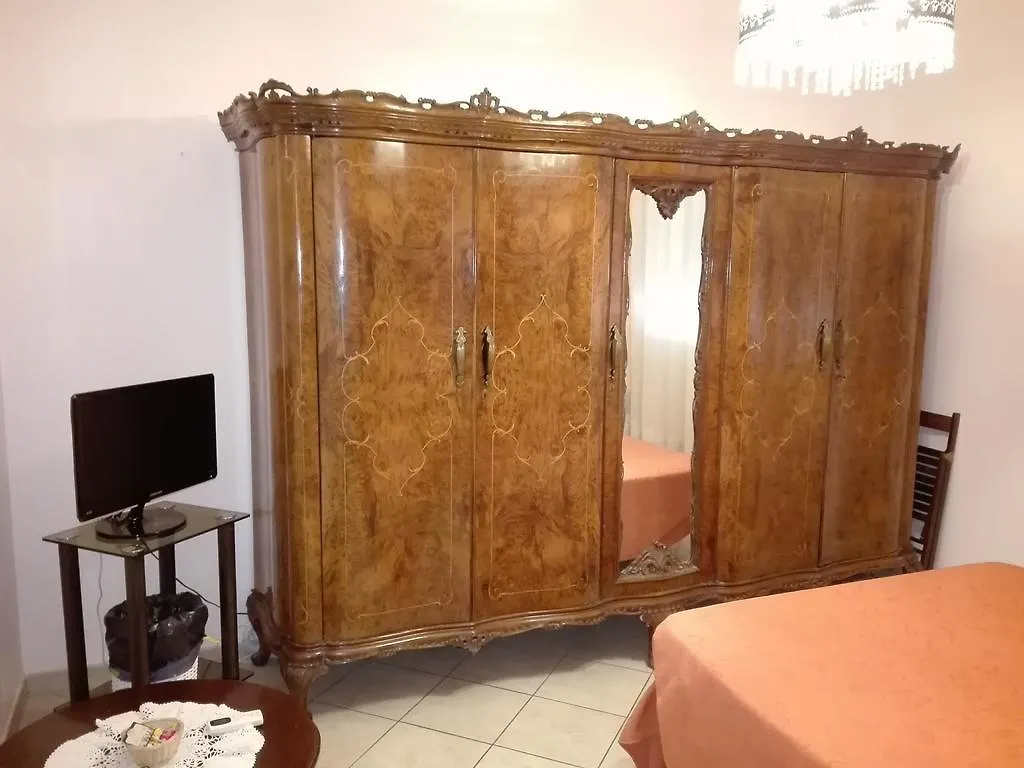 Bed & Breakfast Casa Paola B&B Rome Italy