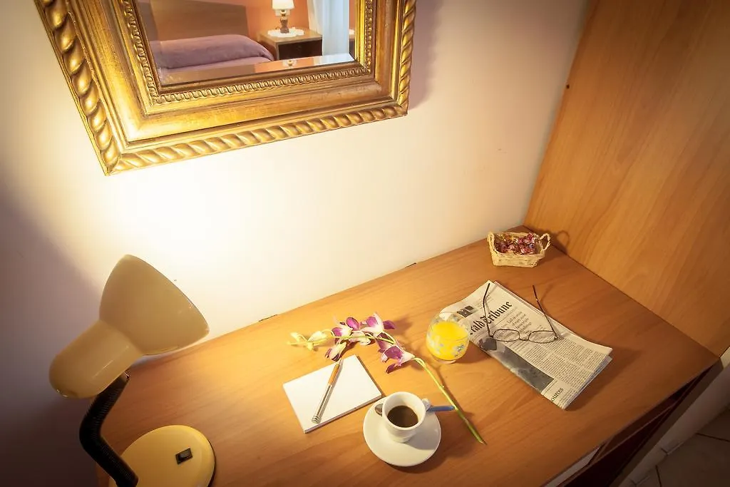 Bed & Breakfast Casa Paola B&B Rome